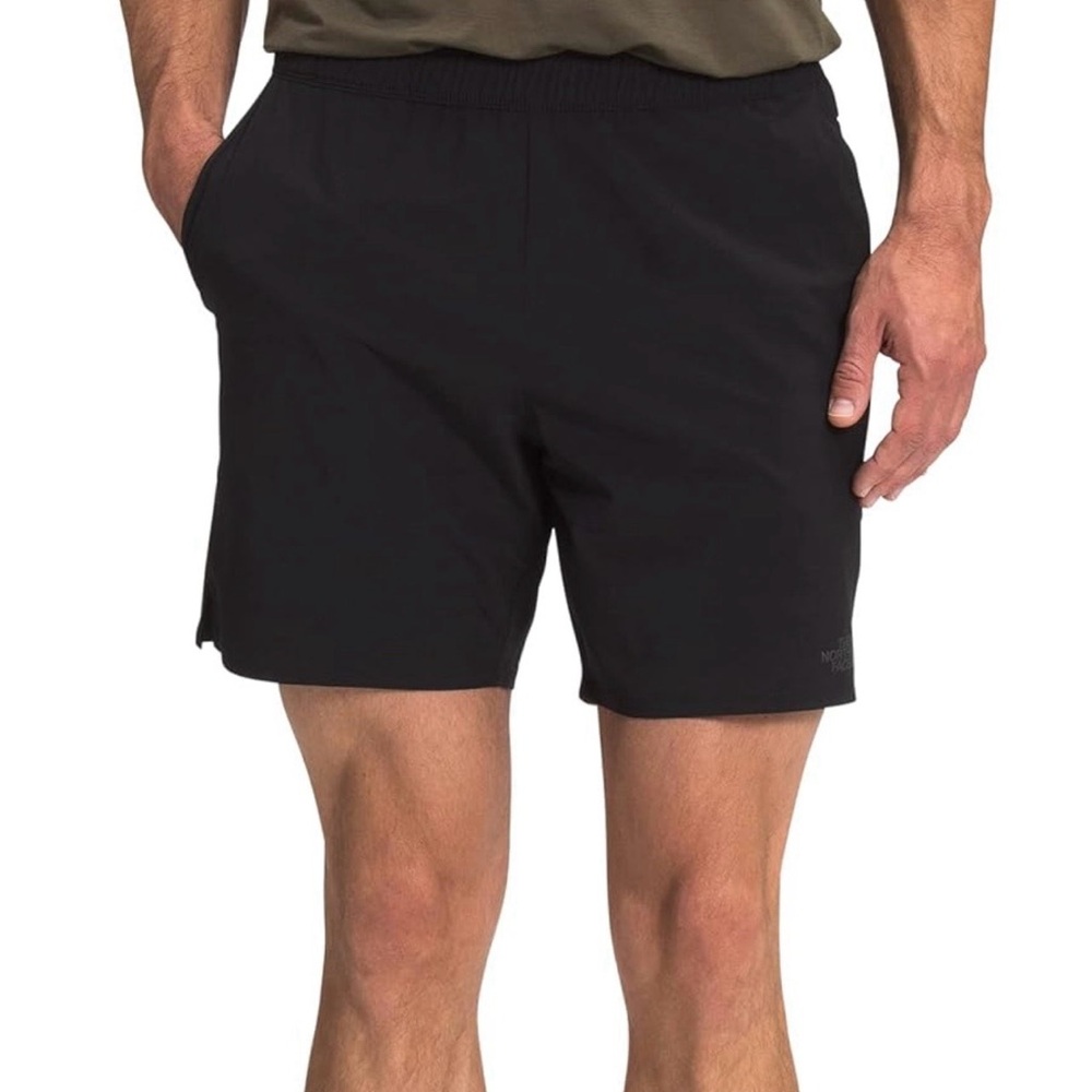 North Face Men’s Wander Short in TNF Black size XXL